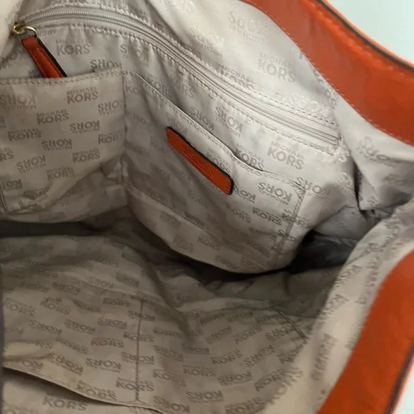 Michael kors logo bag - Picture 3 of 3